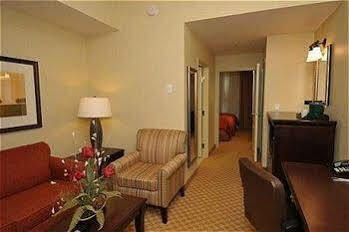 Hotel Country & By Radisson, Bel Air-aberdeen, Md
